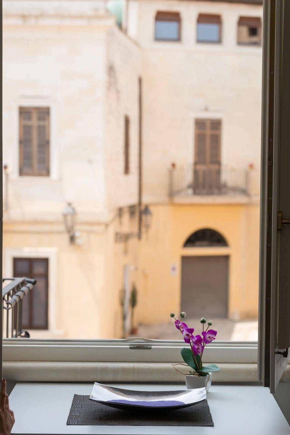 Bed and Breakfast Gatto Bianco La Dimora Storica à Lecce Extérieur photo